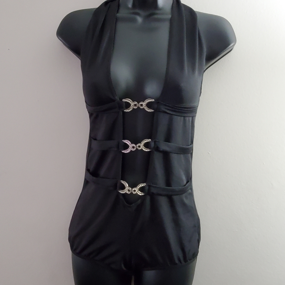 Swimsuit - Picture 5 of 5